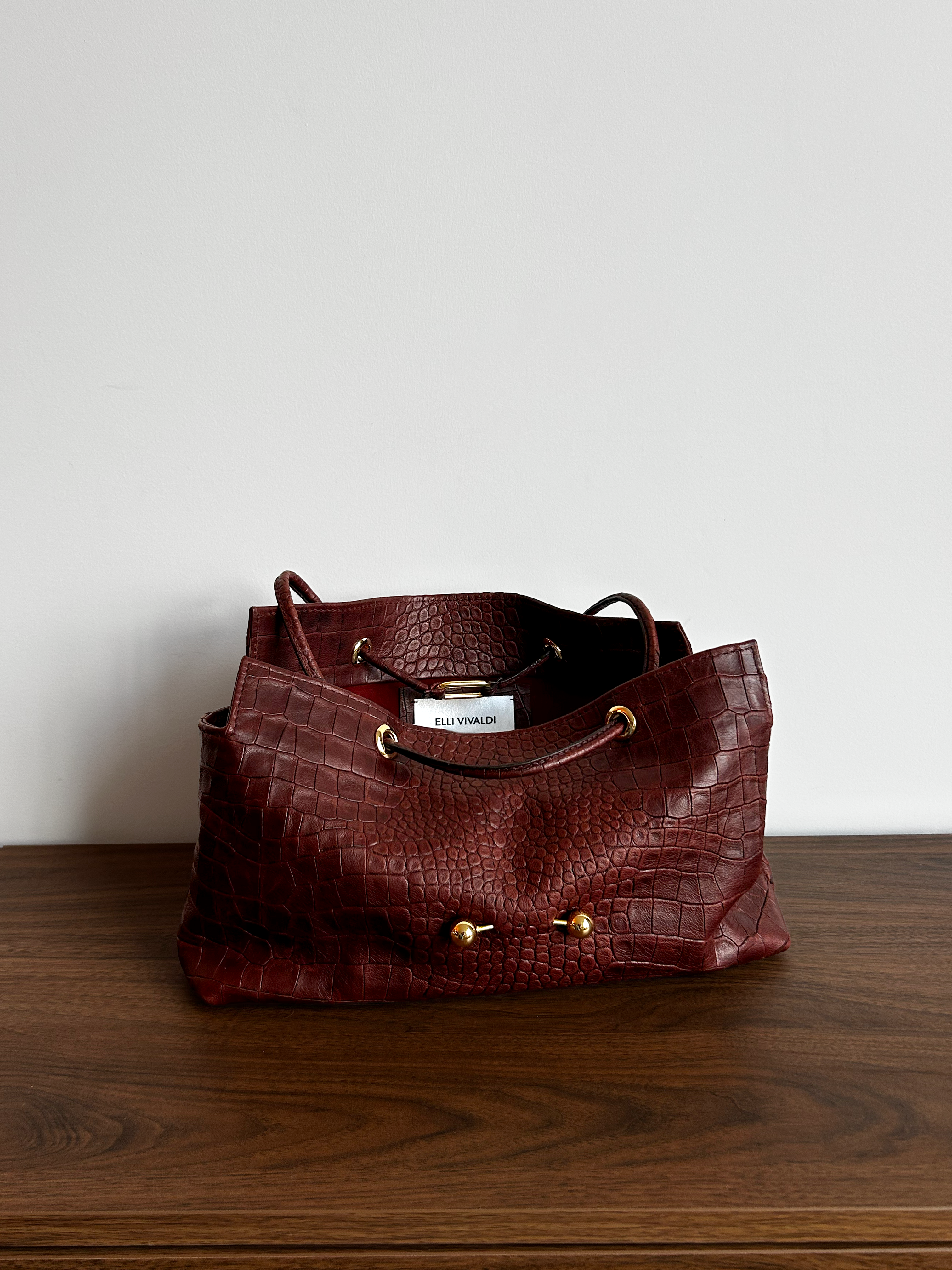 La Tabot_030 Limited Series