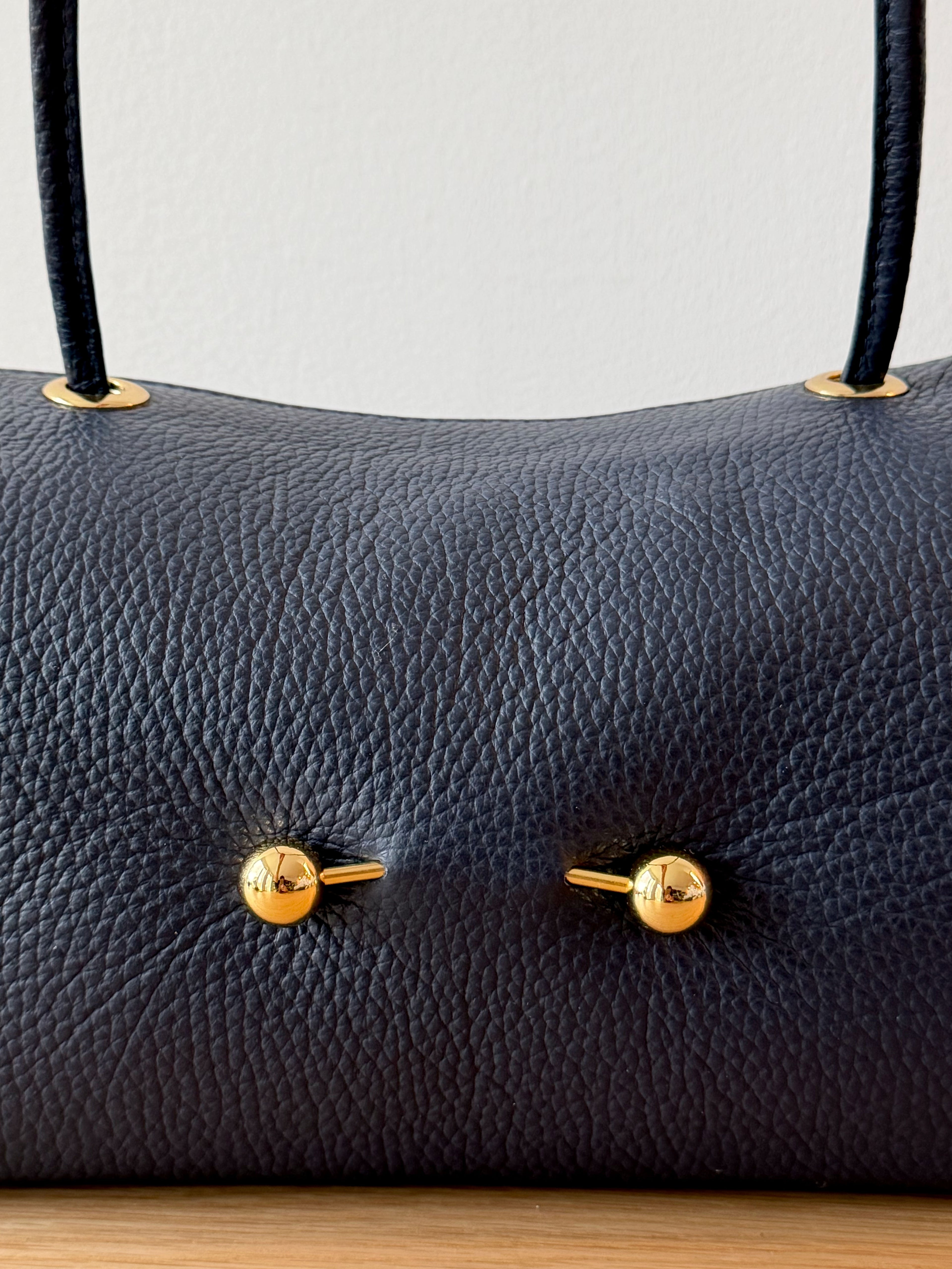 La Tabot_070 Limited Series