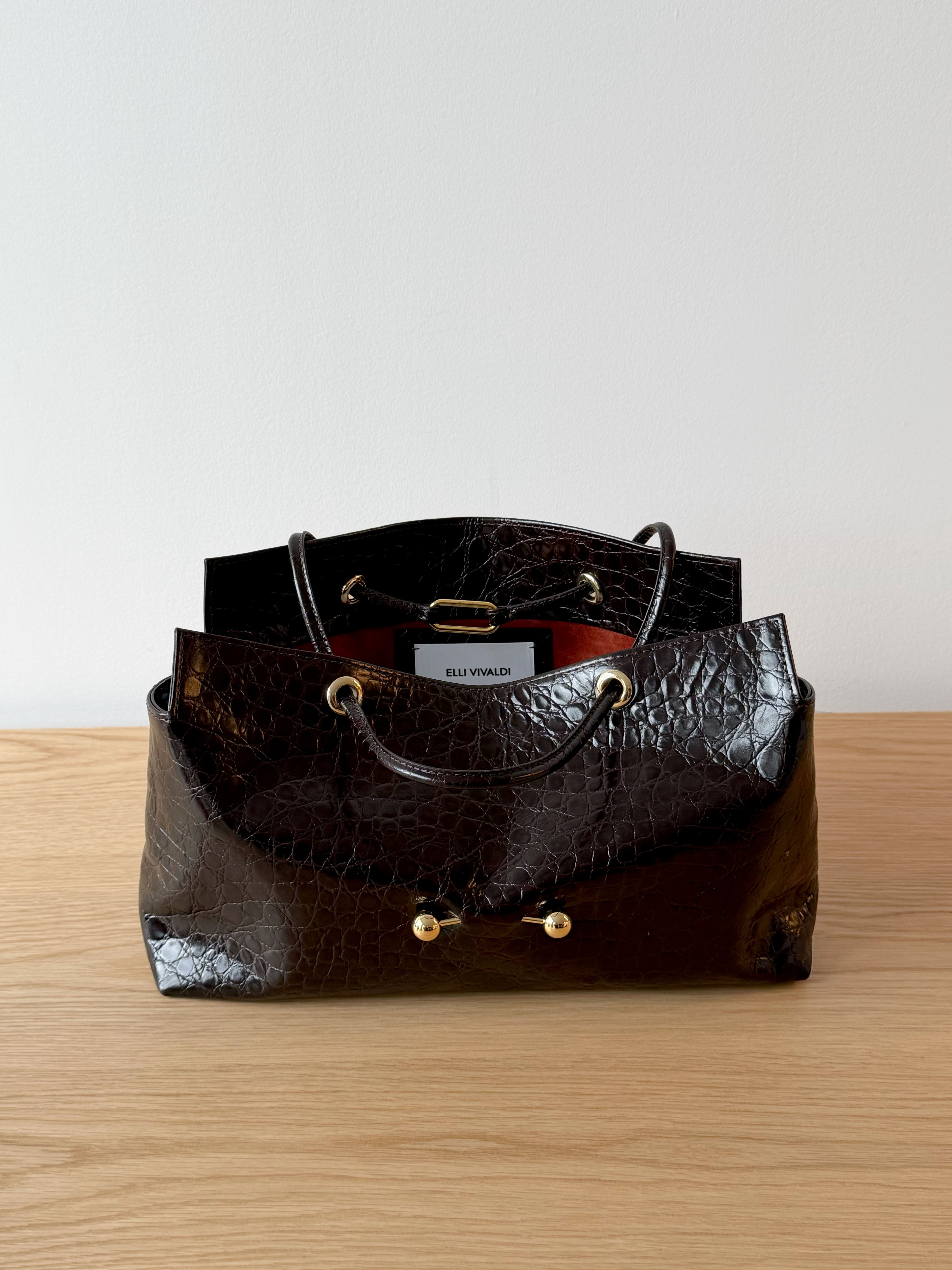 La Tabot_072 Limited Series