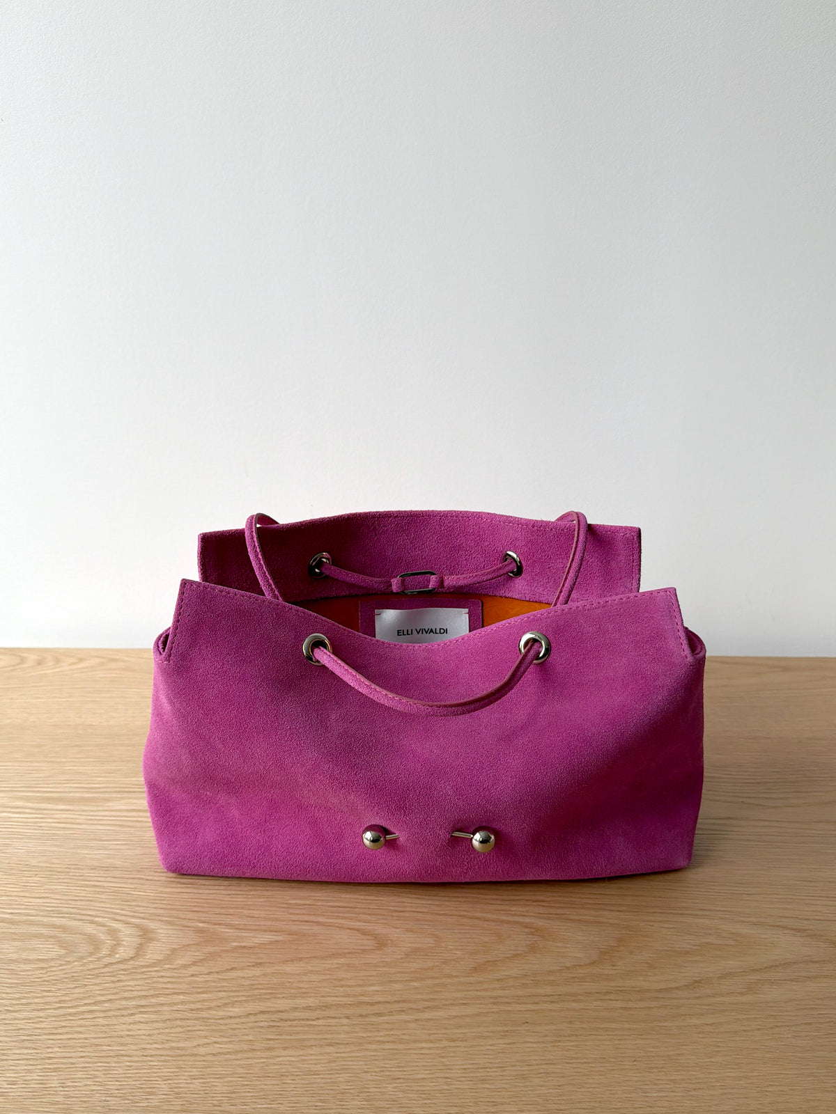 La Tabot_085 Limited Series