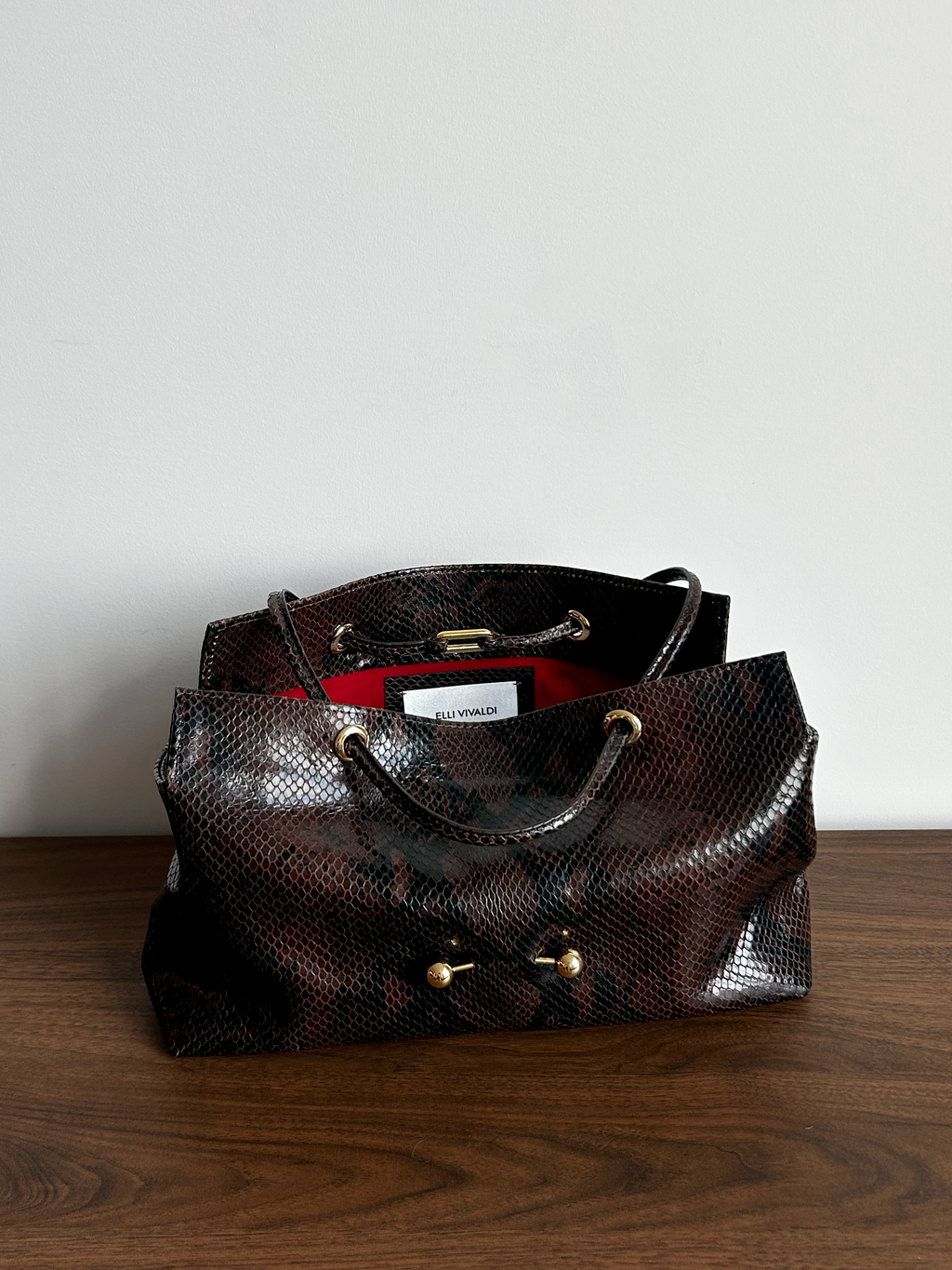 La Tabot_026 Limited Series