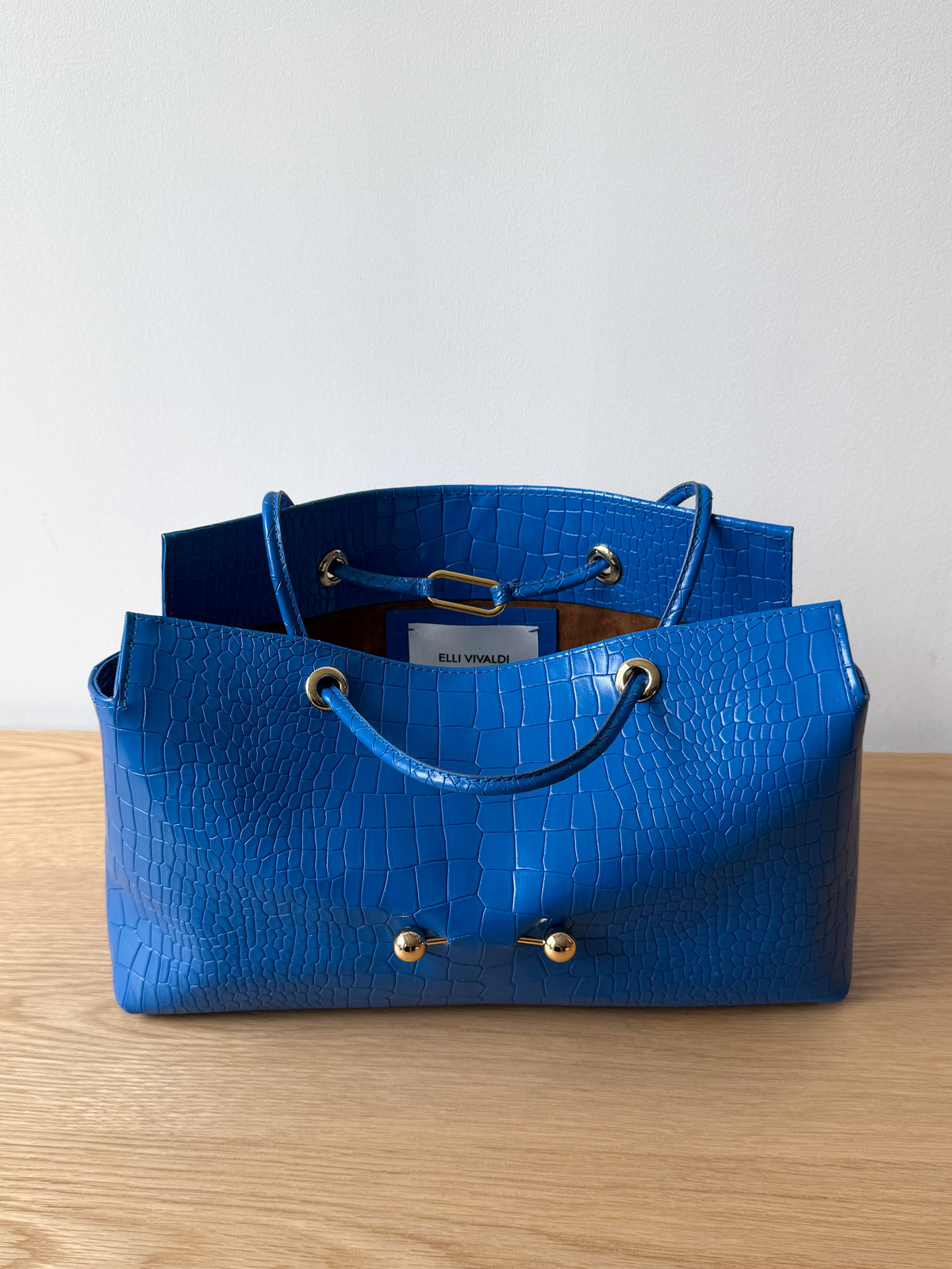 La Tabot_107 Limited Series