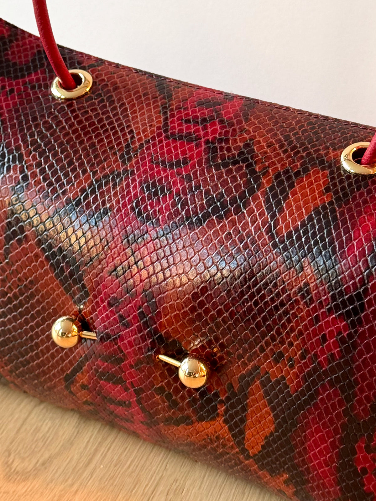 La Tabot_135 Limited Series