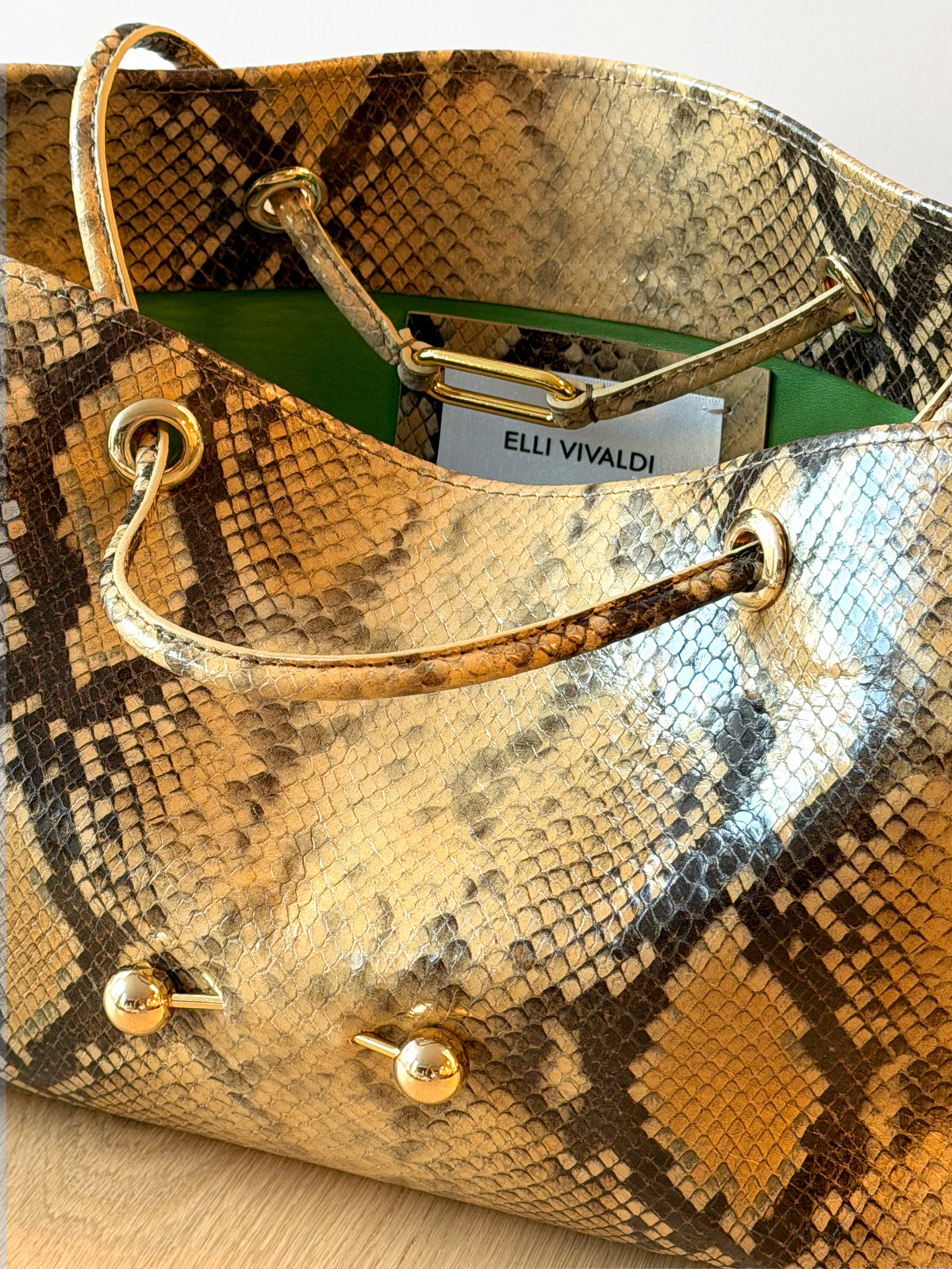 La Tabot_132 Limited Series