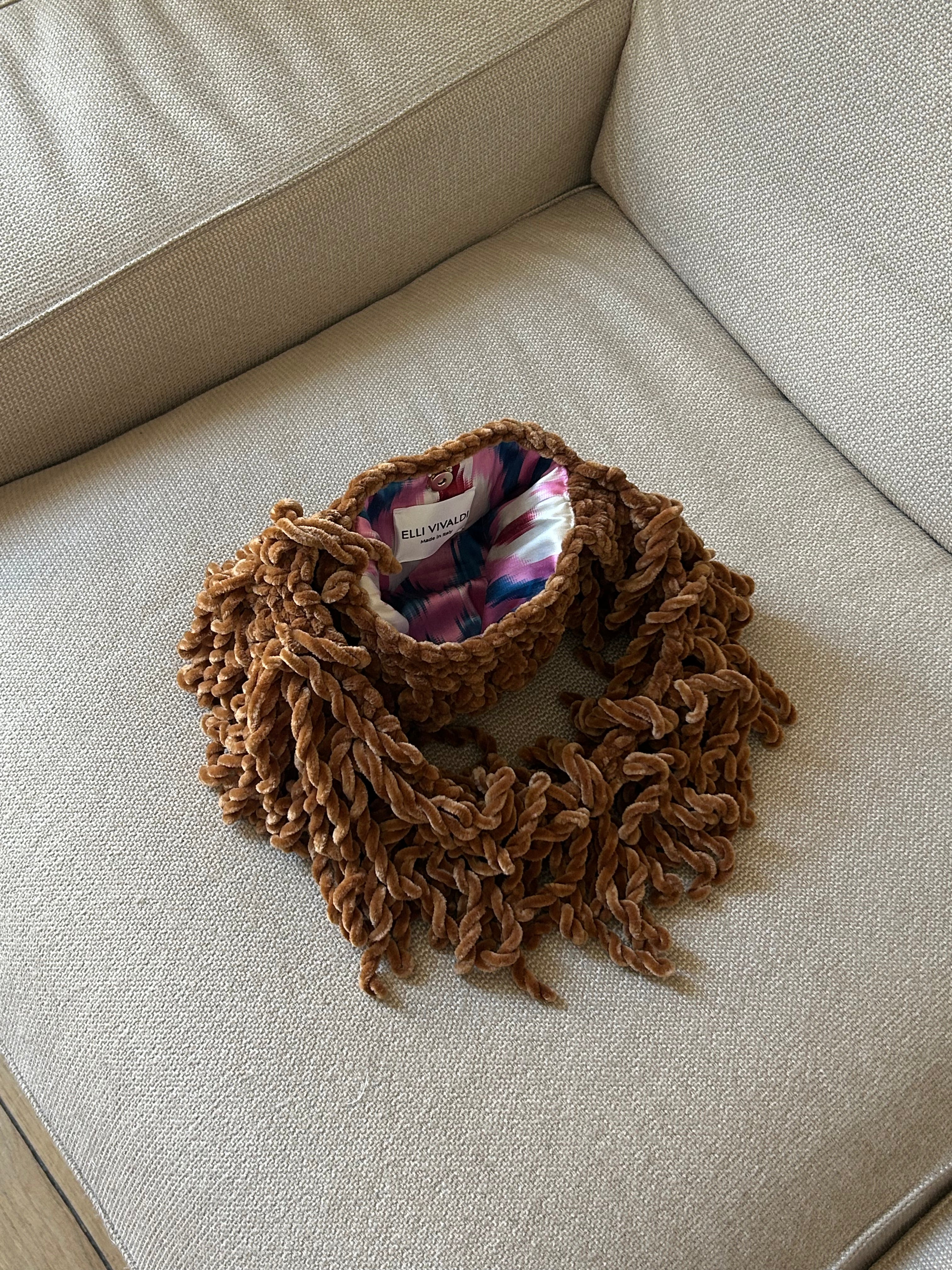 Caramel Velvet Small - LIMITED EDITION