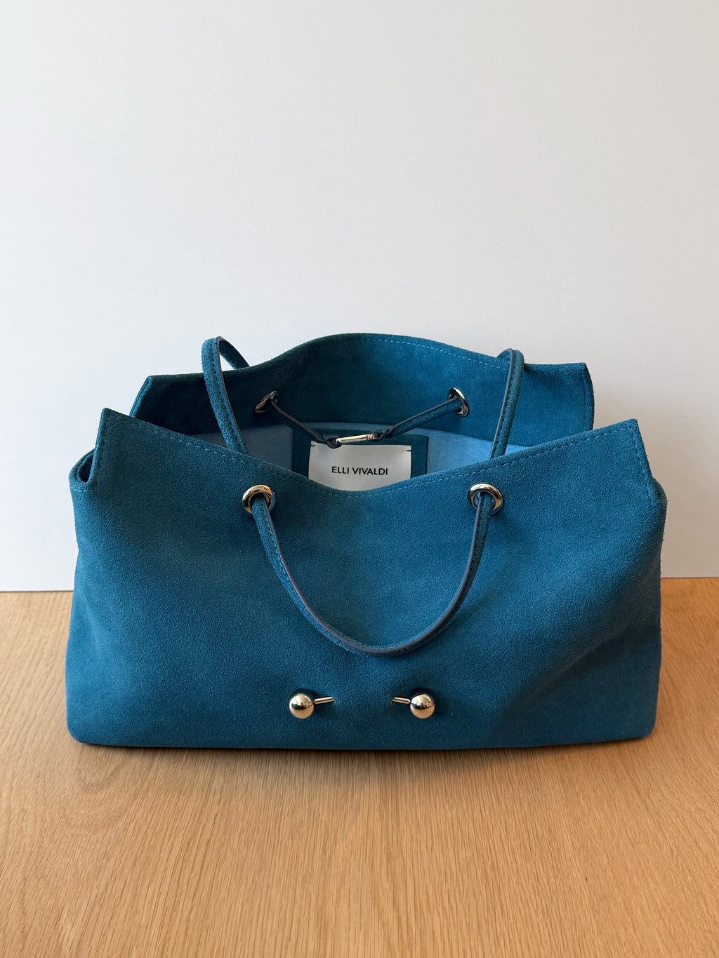 La Tabot_128 Limited Series