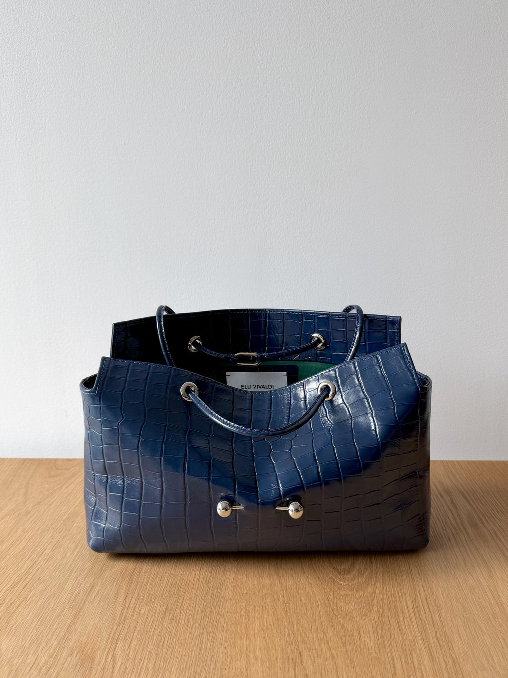 La Tabot_119 Limited Series