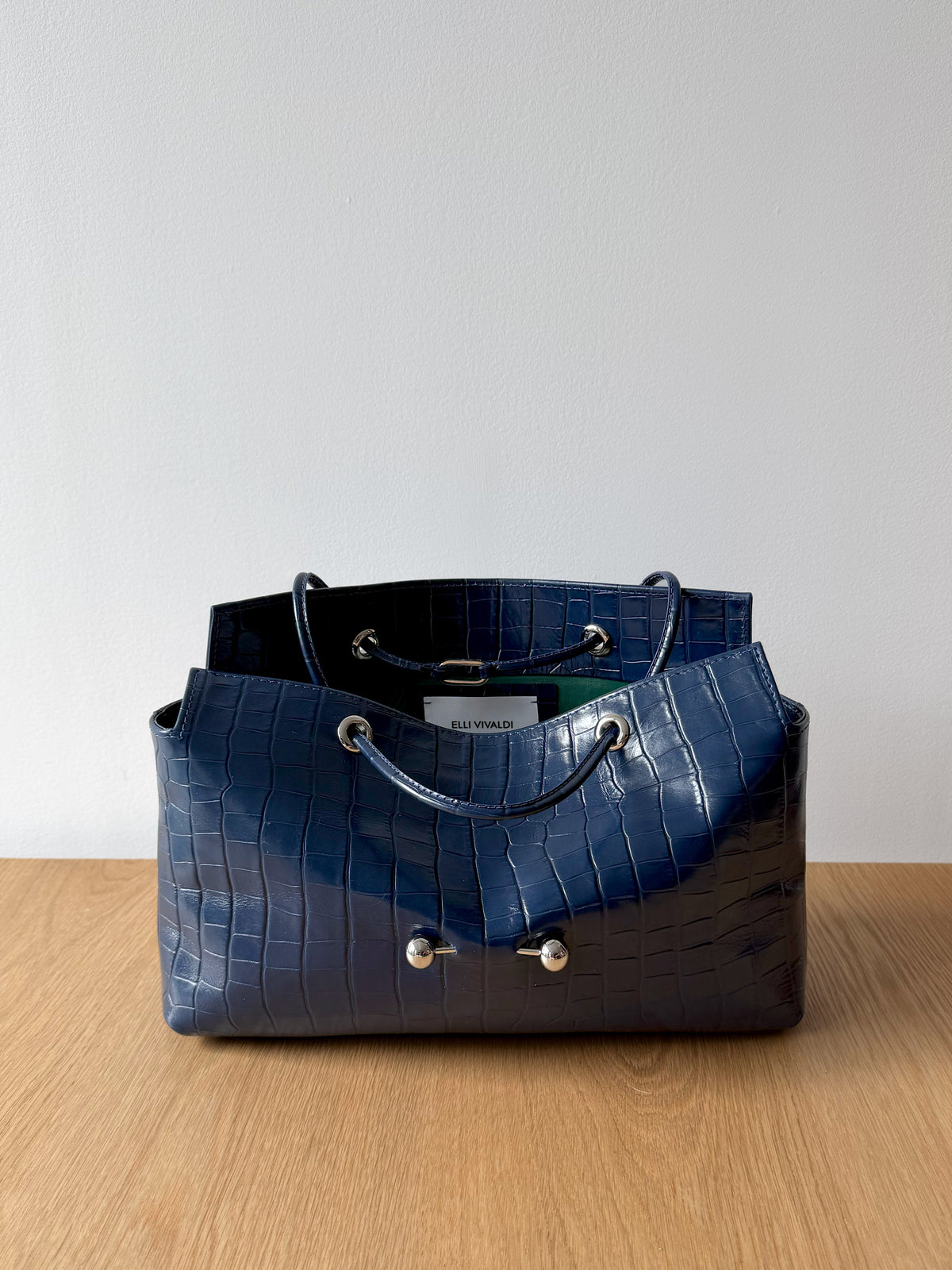 La Tabot_119 Limited Series