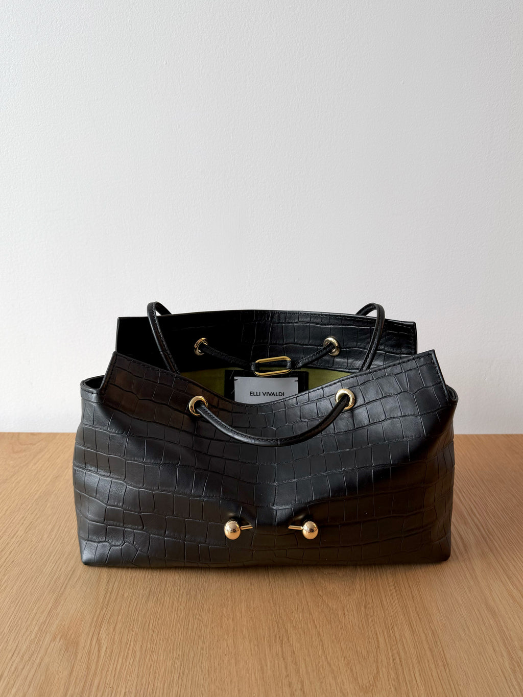 La Tabot_122 Limited Series
