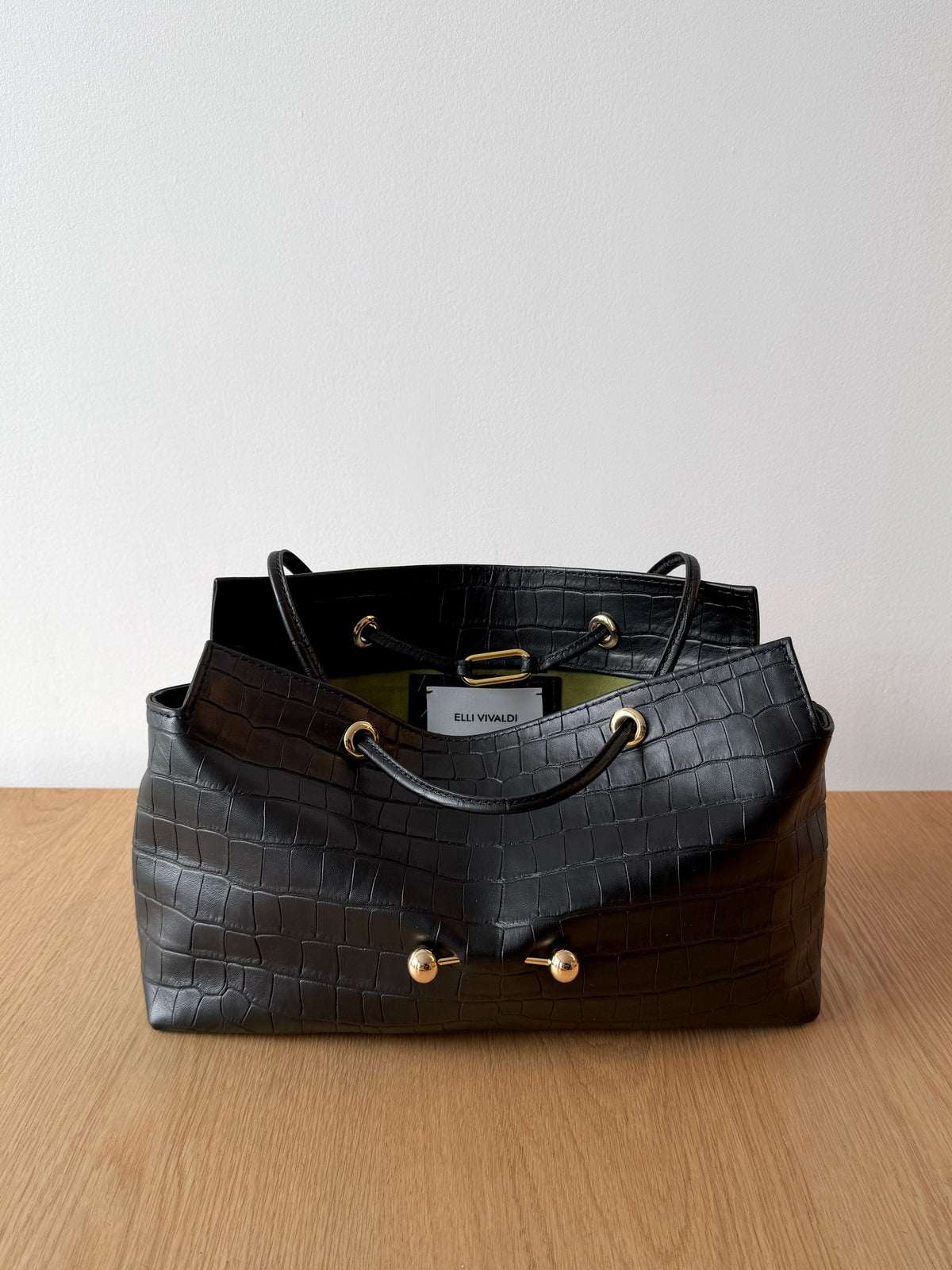 La Tabot_122 Limited Series
