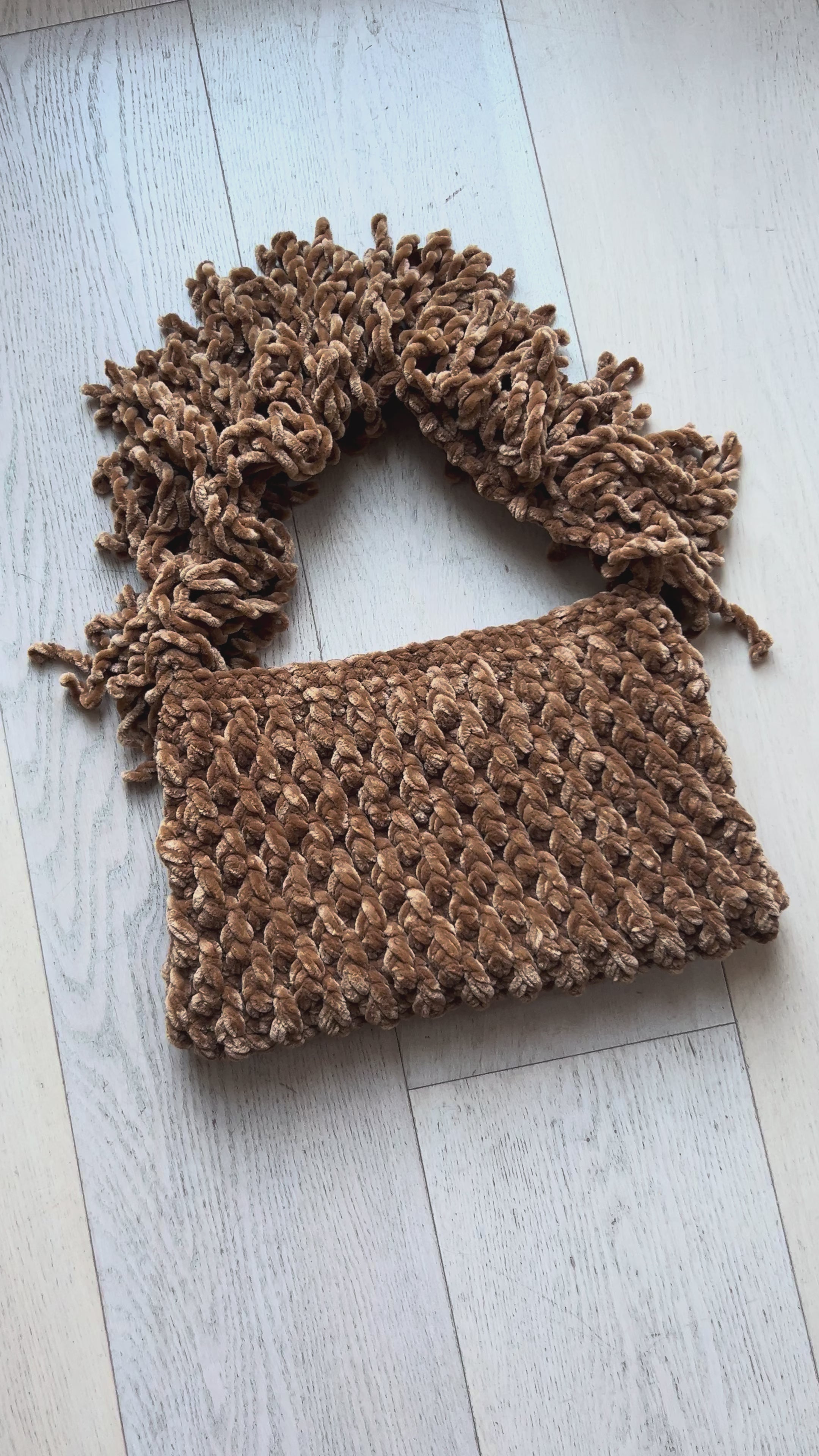 Caramel Velvet Maxi - LIMITED EDITION